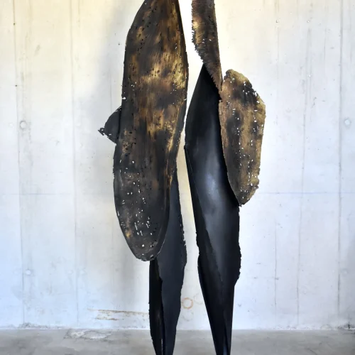 Sculpture abstraite contemporaine en acier corten et inox pour le jardin et l'interieur de l'artiste sculpteur francais julien allegre